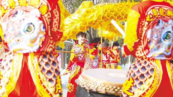 汉口江滩新春嘉年华开幕